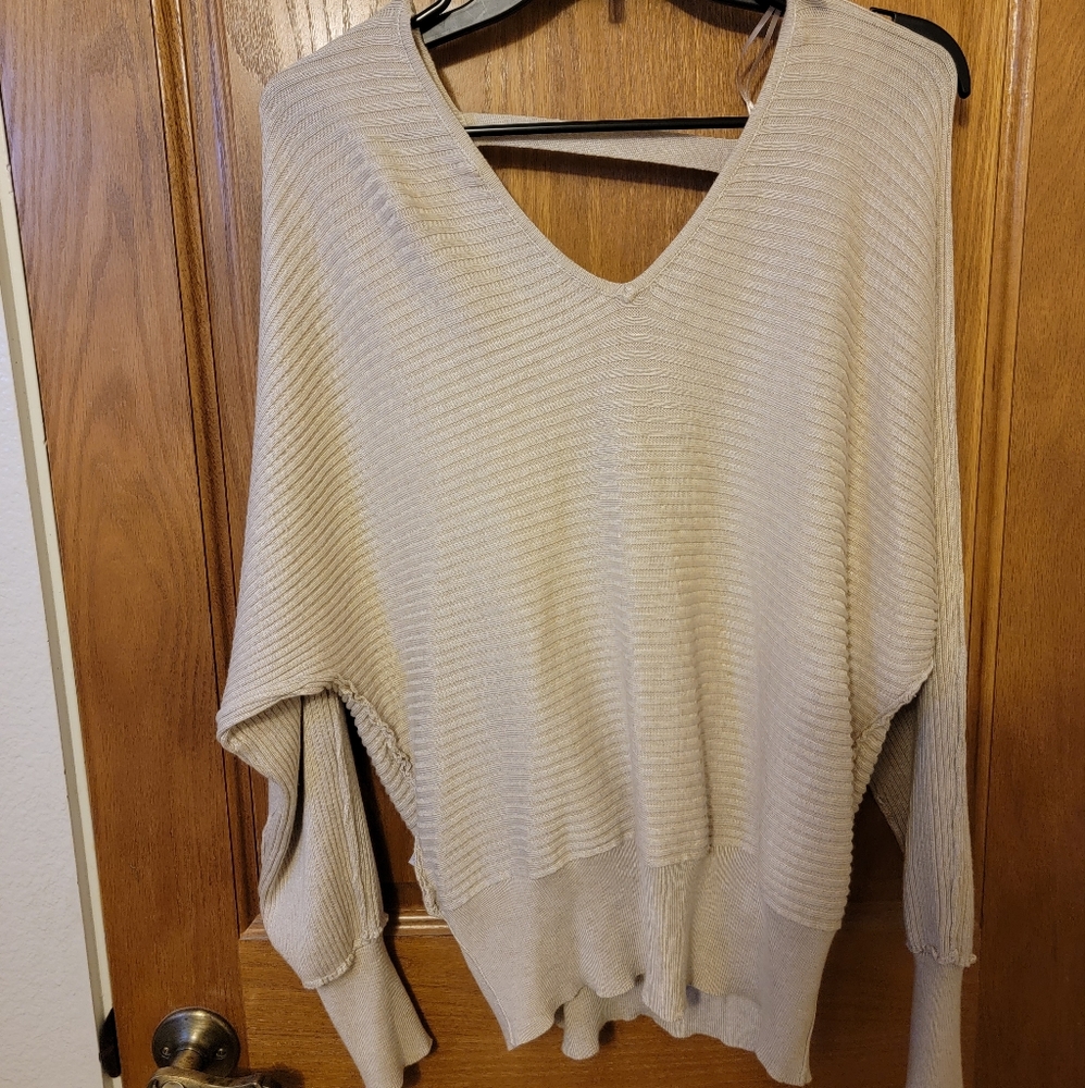Light tan top